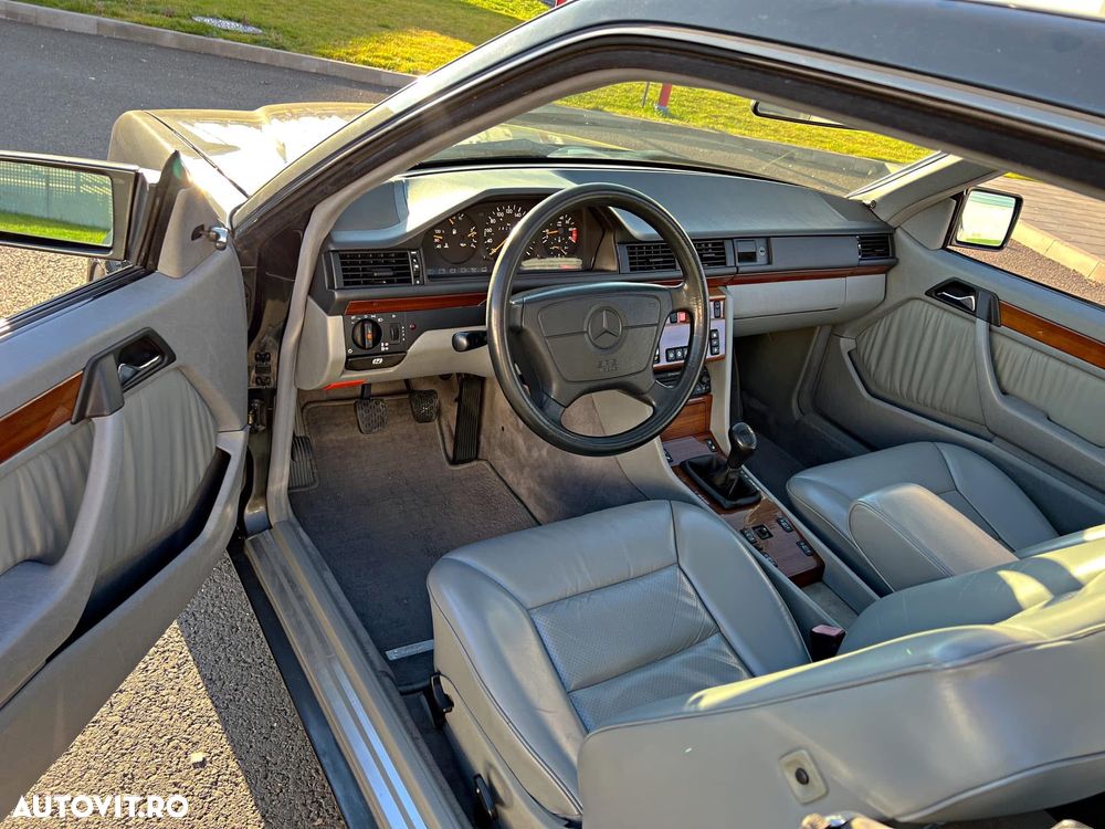 Mercedes-Benz E - 18