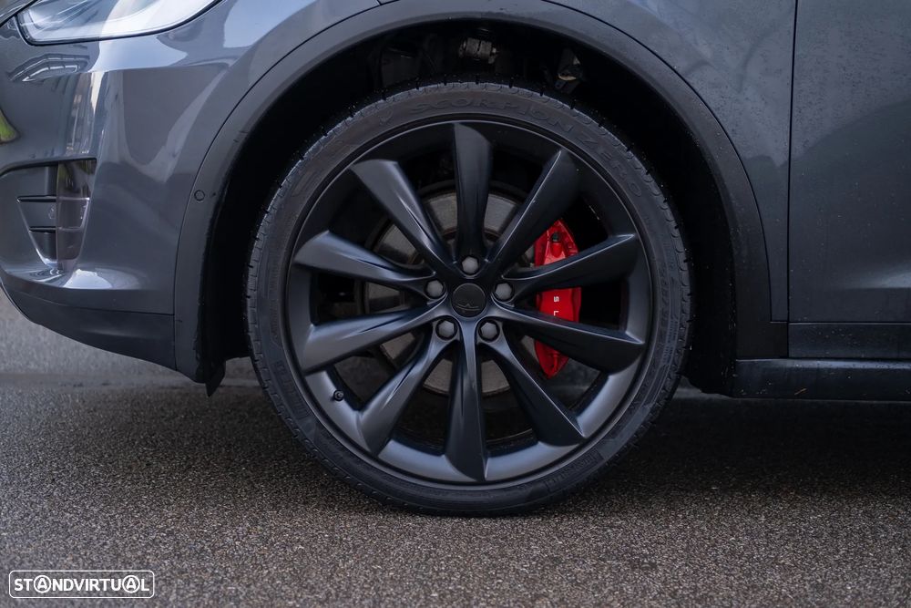 Tesla Model X Ludicrous Performance - 24