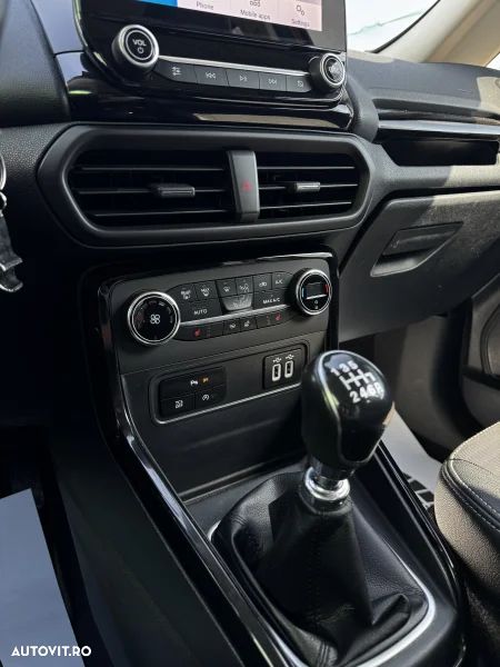 Ford EcoSport 1.0 EcoBoost Titanium - 12