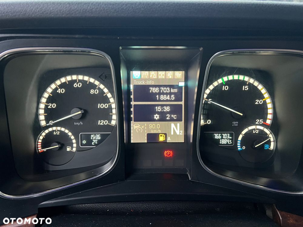 Mercedes-Benz 1843 - 6