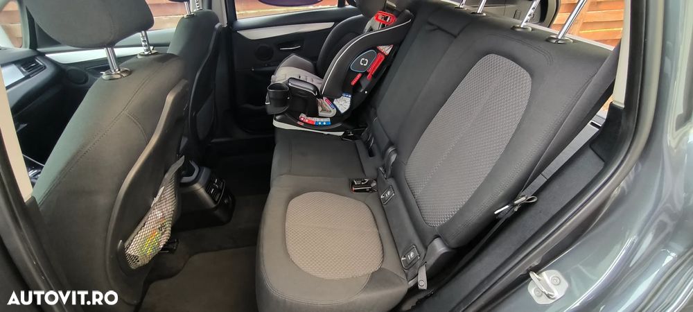 BMW Seria 2 218d Aut. - 20