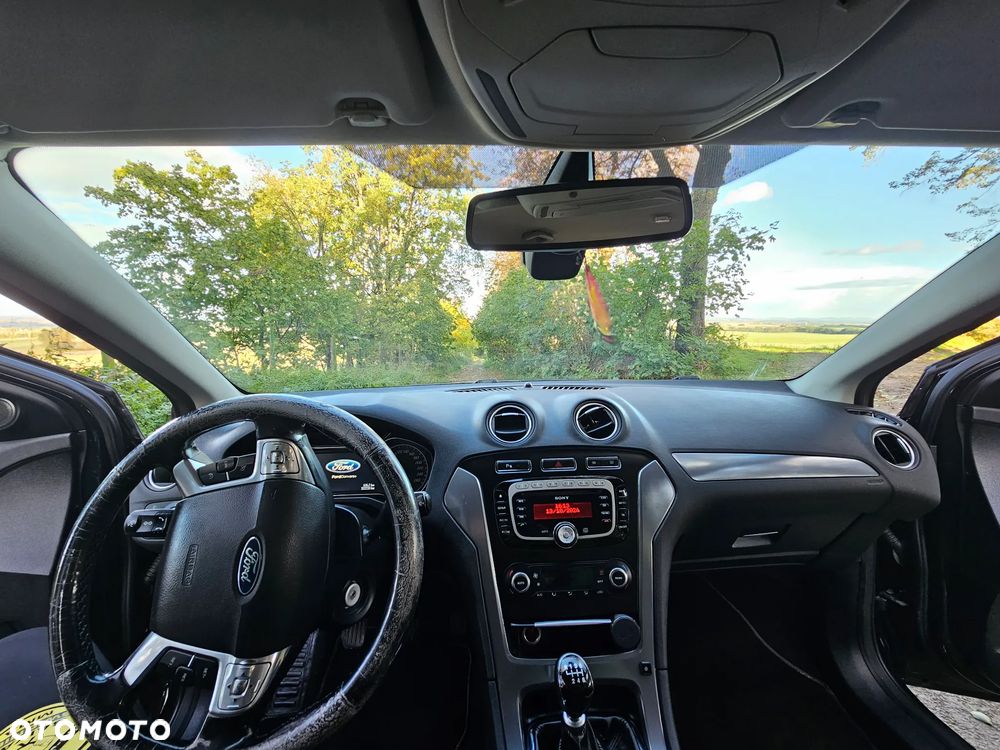 Ford Mondeo 2011 photo 3