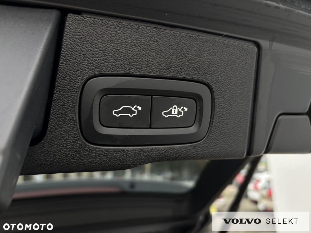 Volvo XC 60 - 25