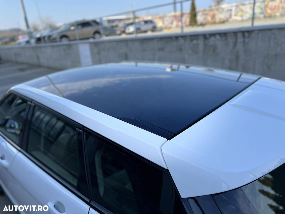 Land Rover Range Rover Evoque - 12