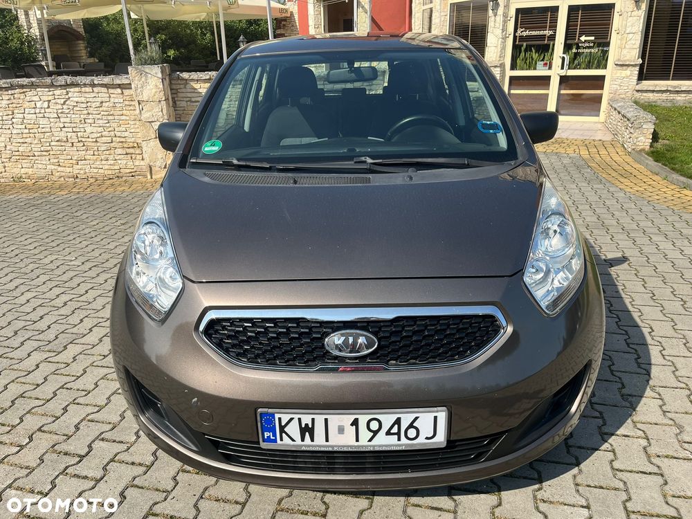 Kia Venga - 8