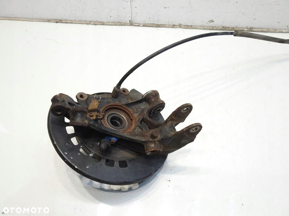 PIASTA ZWROTNICA LEWY TYŁ 4x4 PORSCHE CAYENNE I 4.5 V8 TURBO 7L0505435B - 3