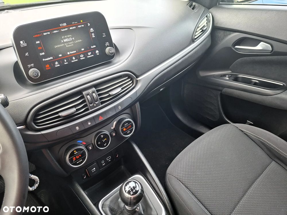 Fiat Tipo 1.4 T-Jet Lounge - 24