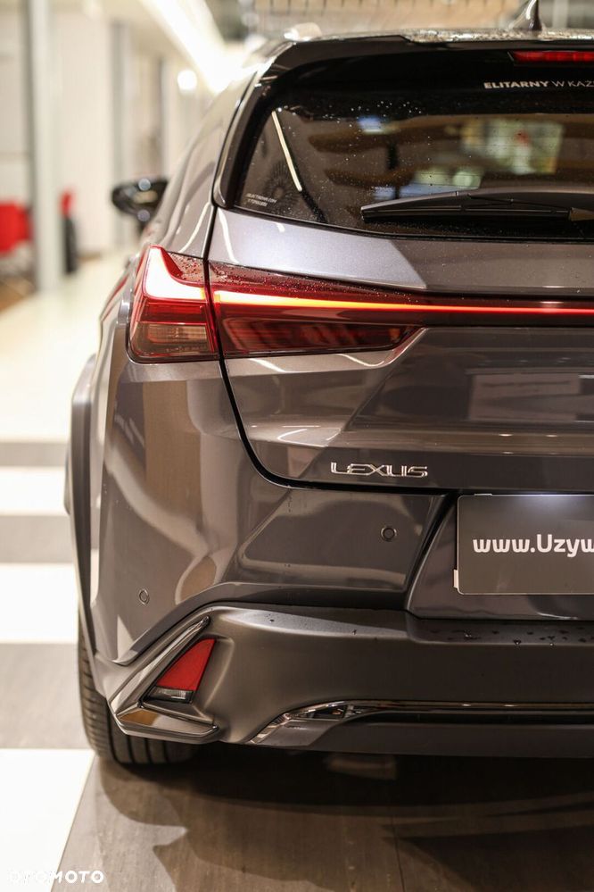 Lexus UX 250h GPF F Sport Design 2WD - 37