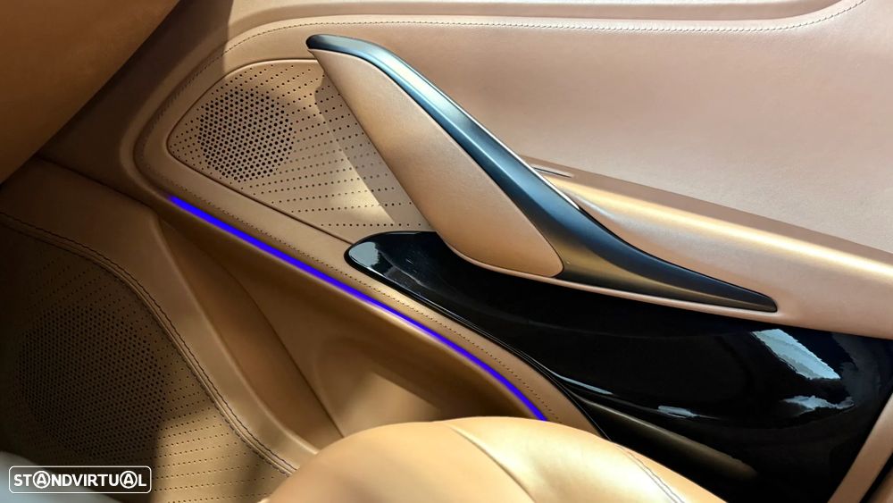 Aston Martin DBX 707 - 39