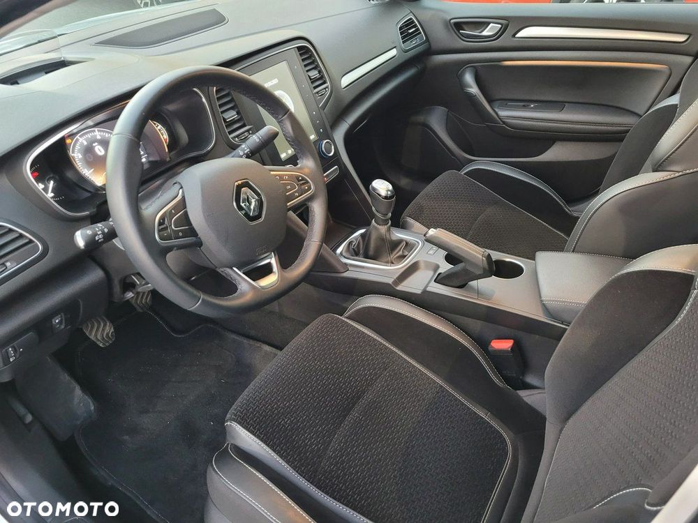 Renault Megane 1.3 TCe FAP Intens - 12