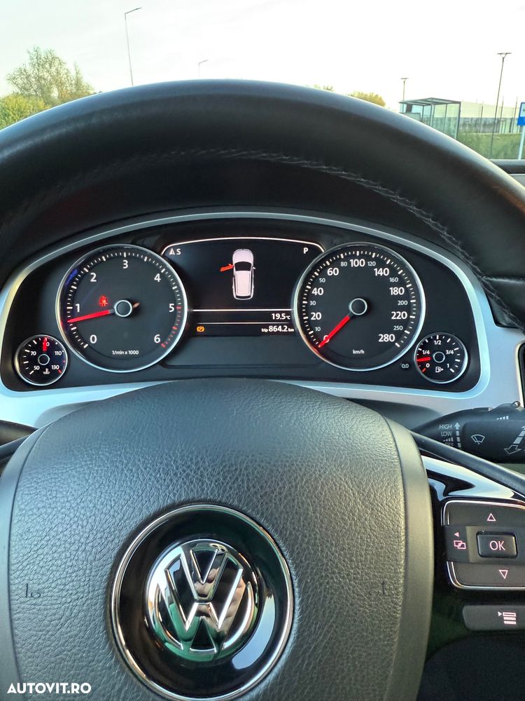 Volkswagen Touareg 3.0 V6 TDI Blue Motion DPF Automatik Exclusive - 24