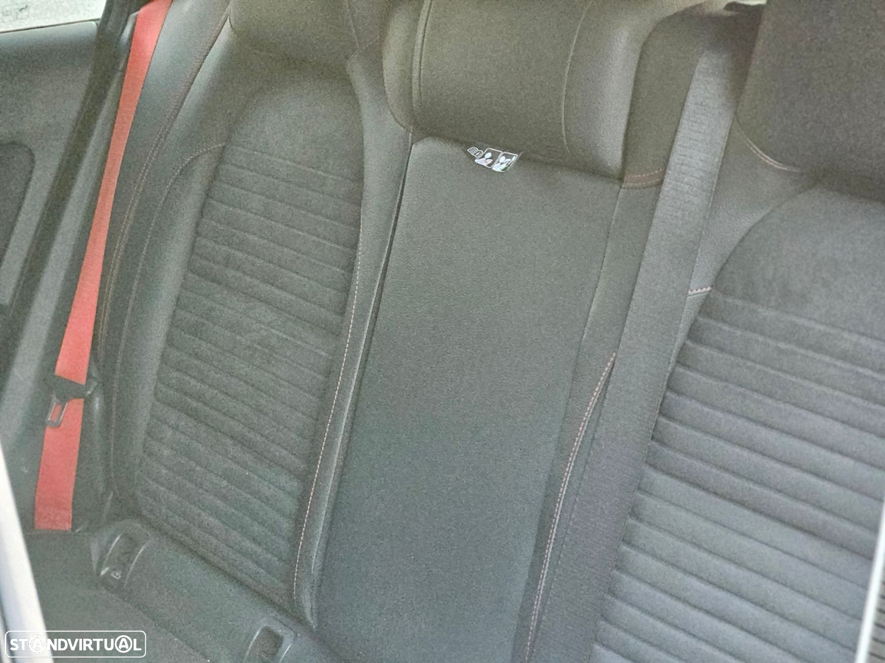 Mercedes-Benz CLA 220 d Shooting Brake AMG Line Aut. - 32