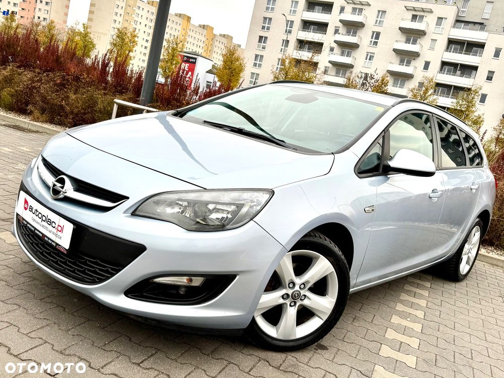 Opel Astra 1.4 Turbo Cosmo - 1
