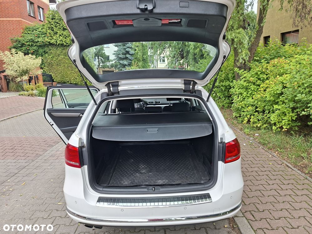 Volkswagen Passat 2.0 TDI Comfortline - 25