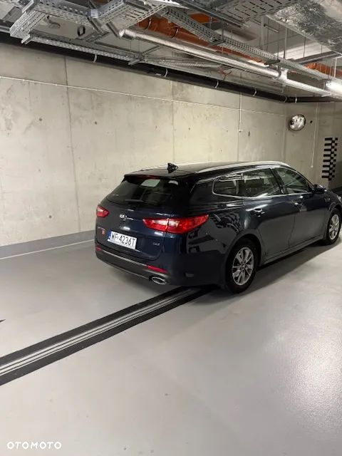Kia Optima - 4
