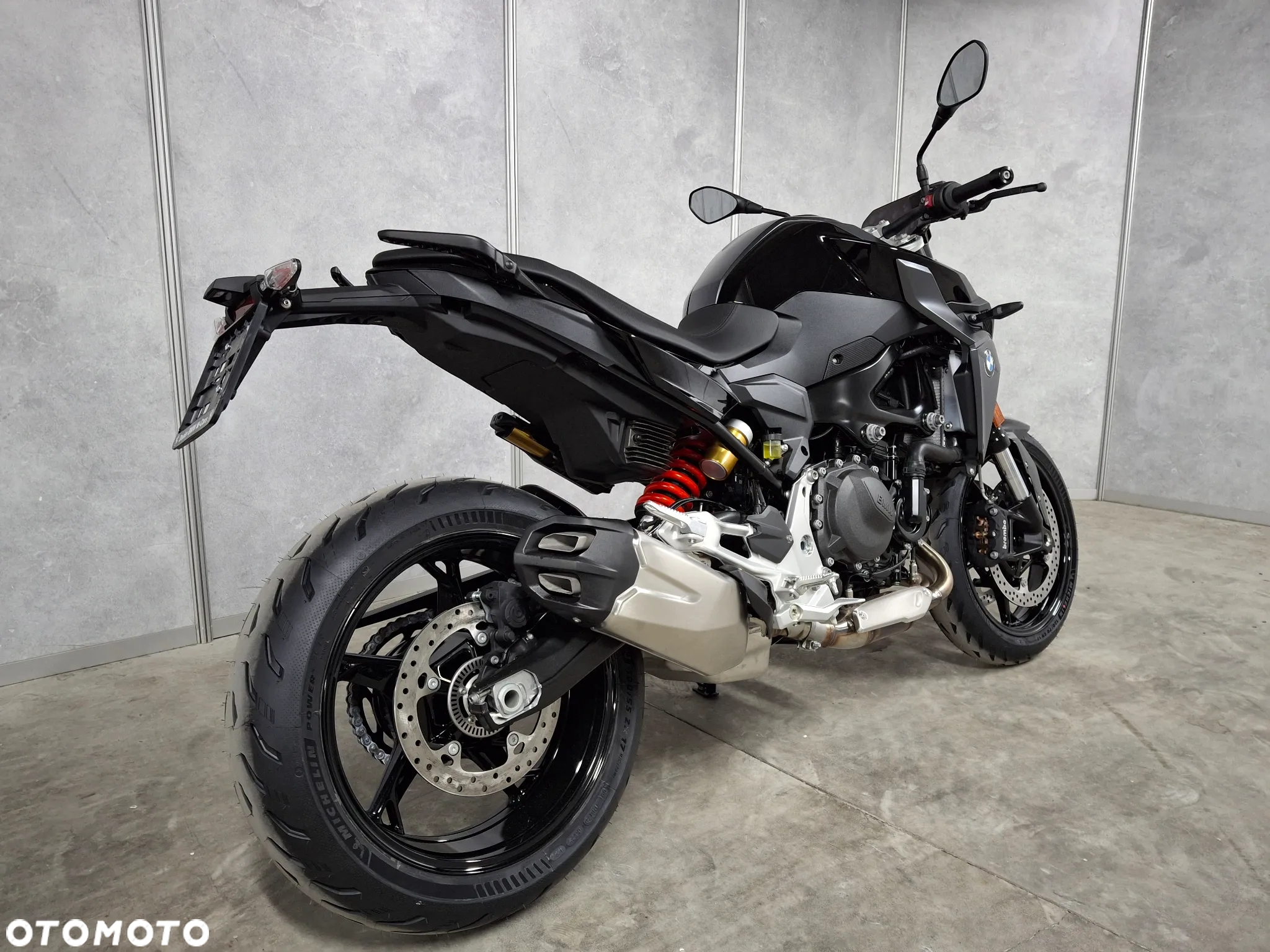 BMW R - 2