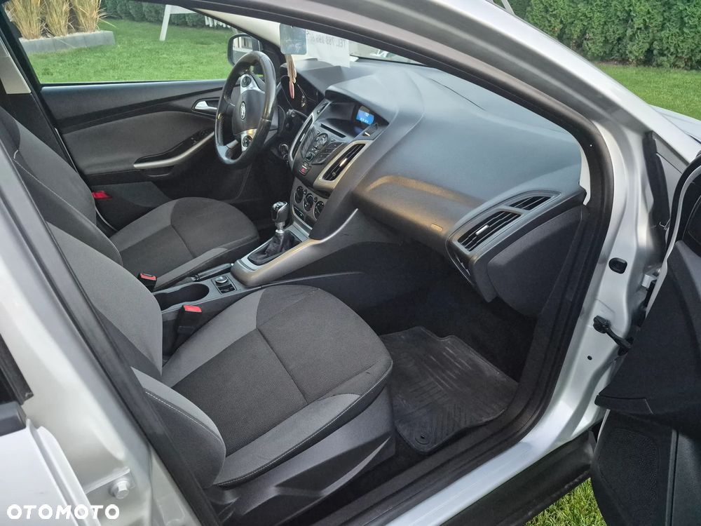 Ford Focus - 11