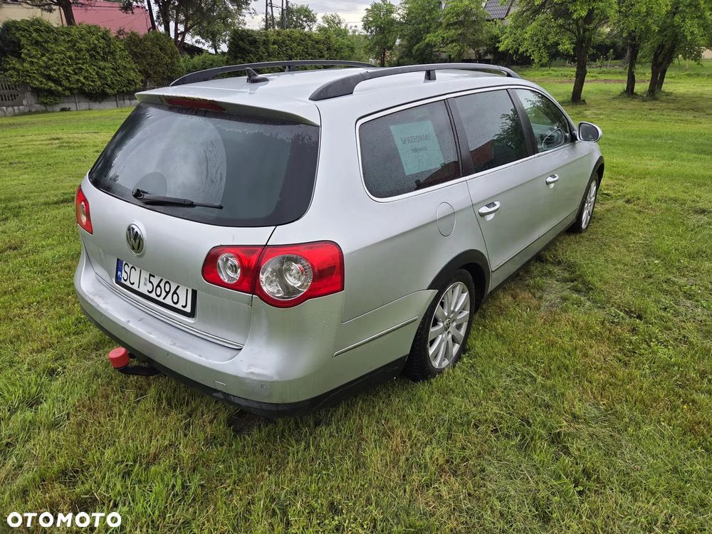 Volkswagen Passat 2.0 TDI 4Motion Highline - 3