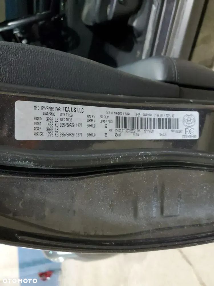 Dodge Durango 5,7 R/T - 11