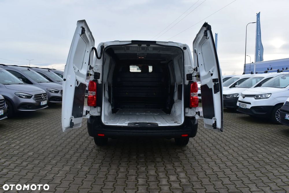Toyota PROACE 2.0 D-4D LONG 3,1T ACTIVE - 12