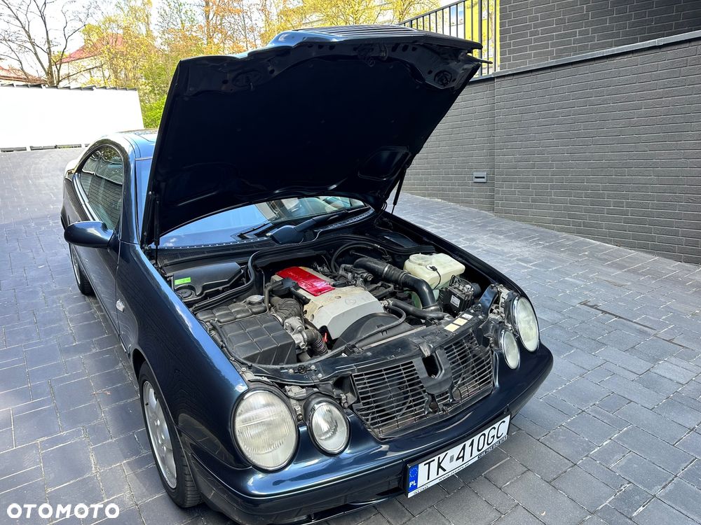 Mercedes-Benz CLK - 21