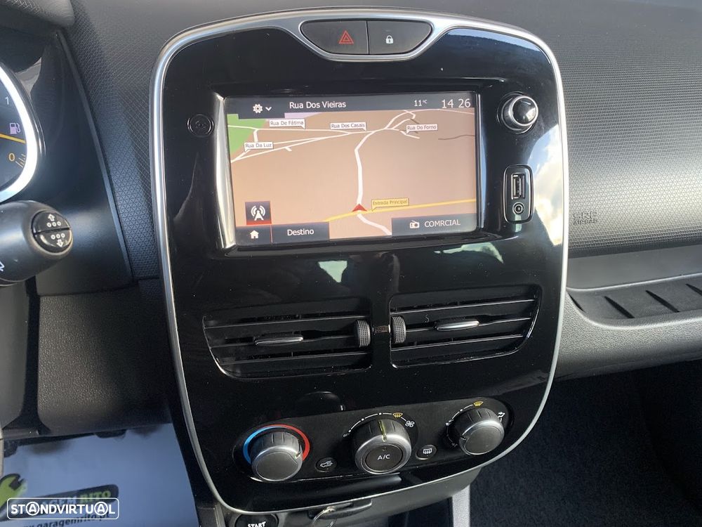 Renault Clio 0.9 TCE Limited - 10