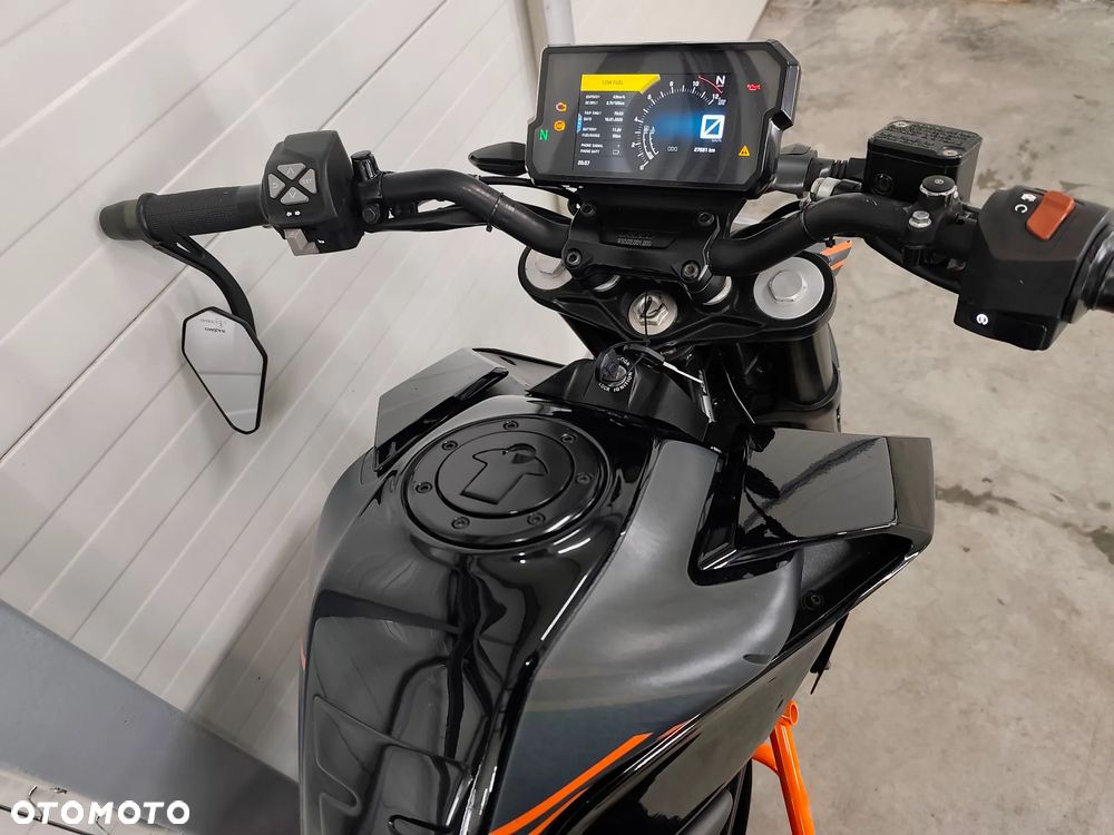 KTM Duke - 11