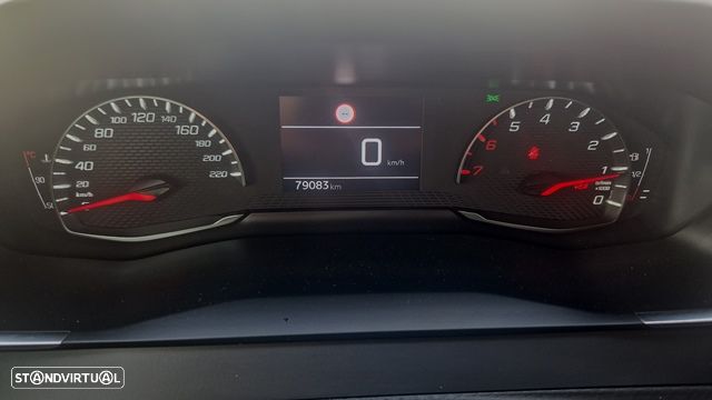 Peugeot 2008 1.2 PureTech Active Pack - 8