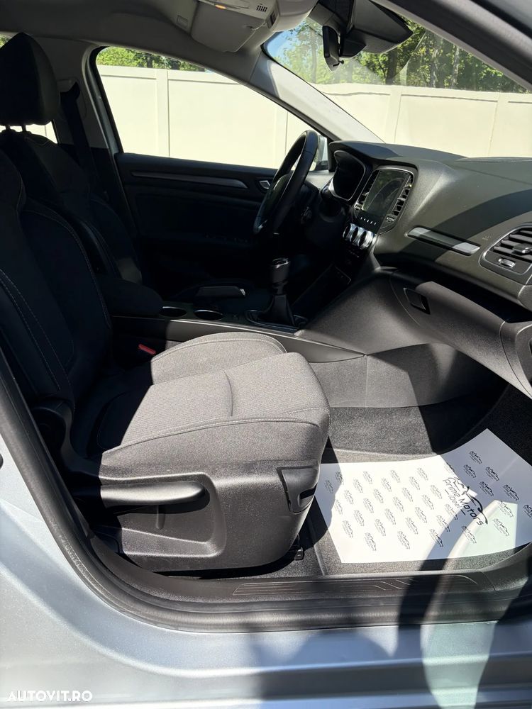 Renault Megane - 22