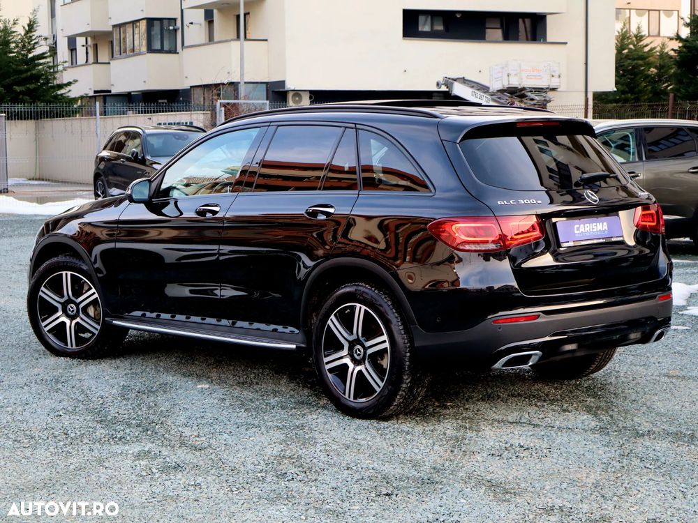 Mercedes-Benz GLC 300 e 4MATIC - 8