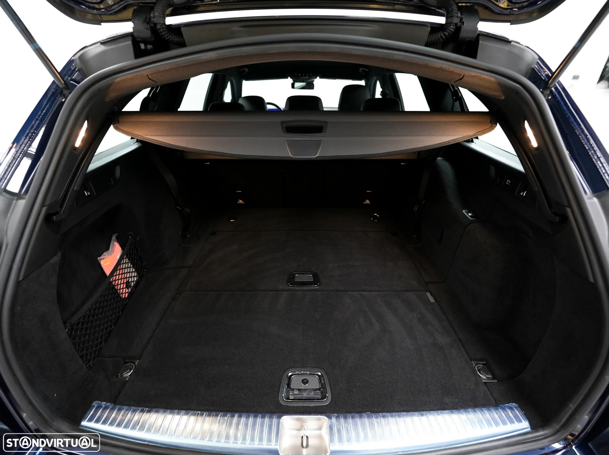 Mercedes-Benz E 300 d AMG Line - 21