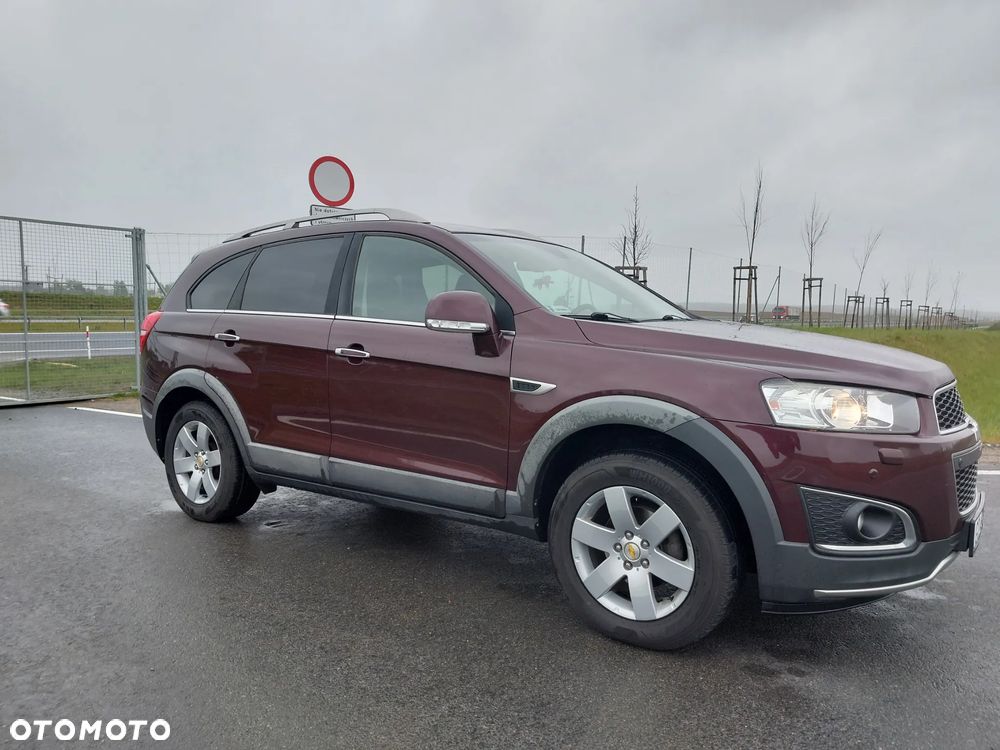 Chevrolet Captiva 2.2 D LTZ - 12