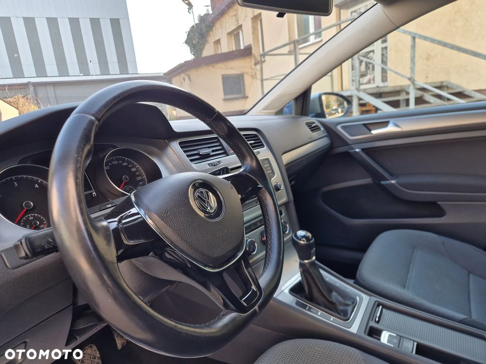 Volkswagen Golf 1.6 BlueTDI Comfortline - 10