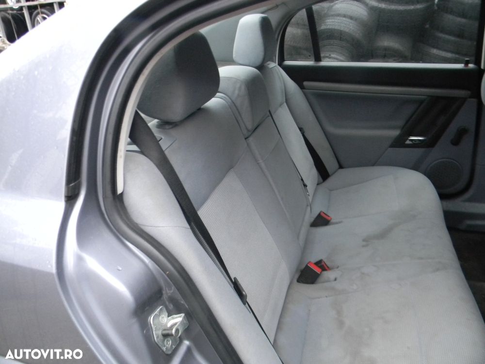 Dezmembrari  Opel VECTRA C  2002  > 2009 2.2 DTI Motorina - 41