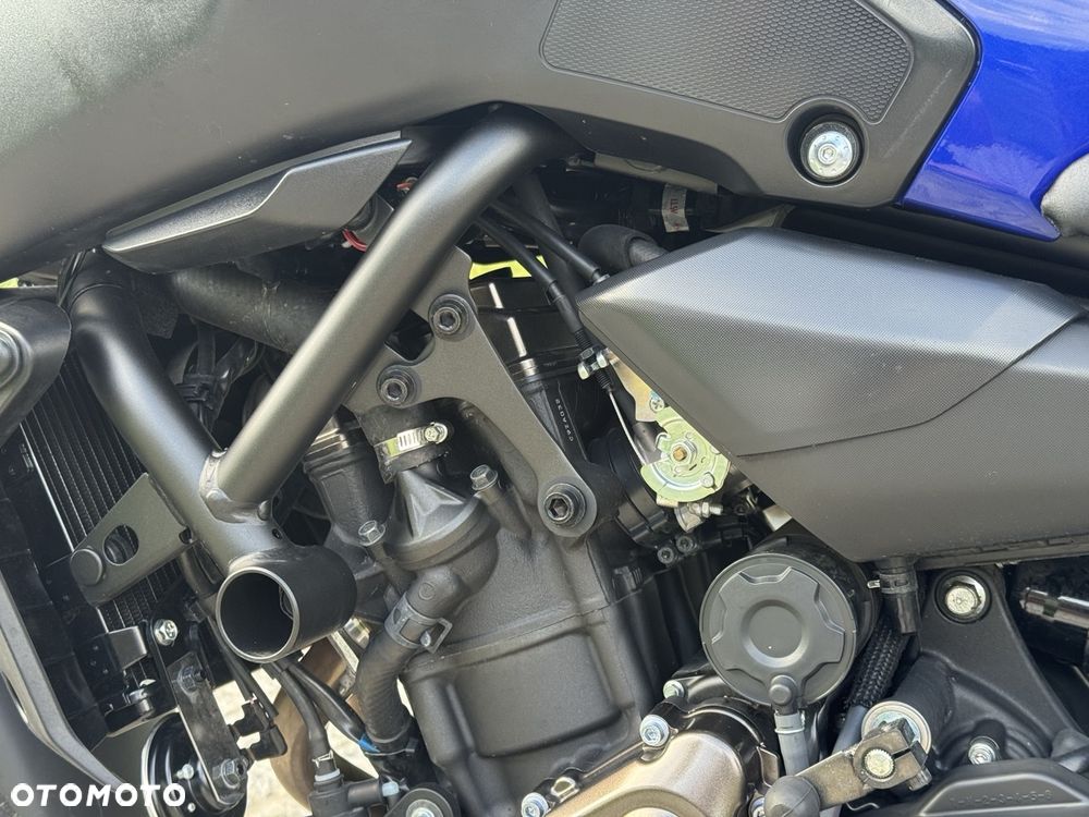 Yamaha MT - 24