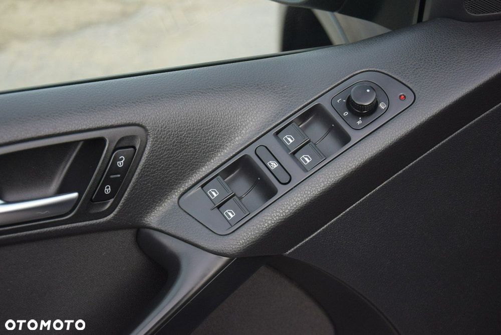 Volkswagen Tiguan 2.0 TDI SCR BlueMotion Technology Trend & Fun - 28