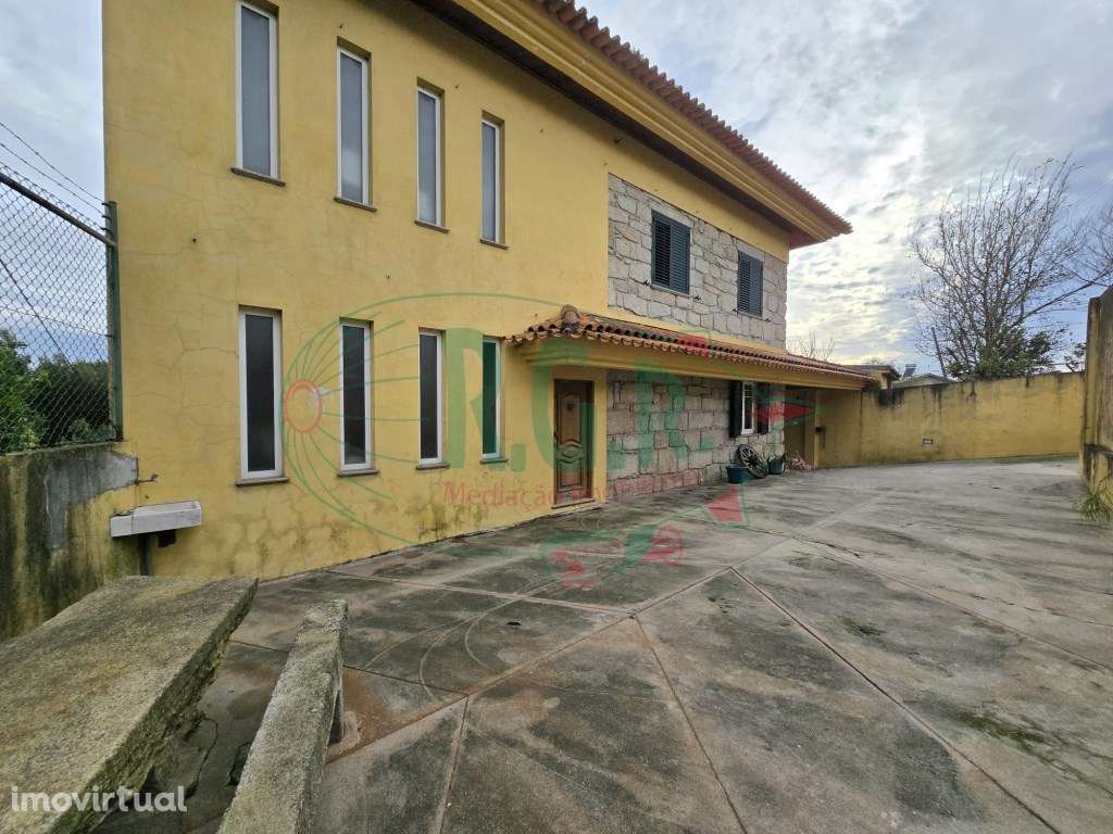 Moradia T4 c/ Sótão | Jovim | A 5 min Centro Gondomar - Grande imagem: 2/56