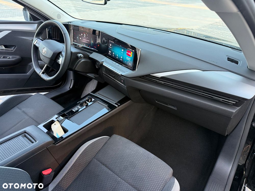 Opel Astra 1.2 T Elegance S&S - 12
