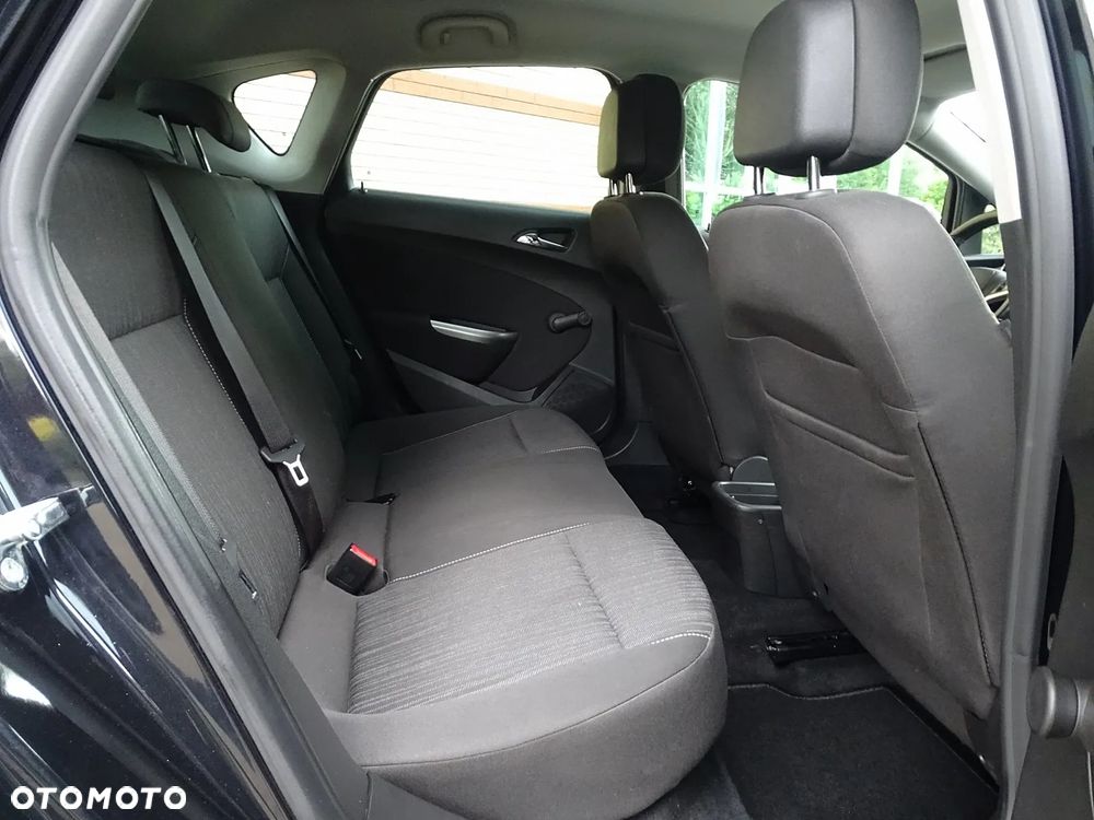Opel Astra 1.6 Design Edition - 8