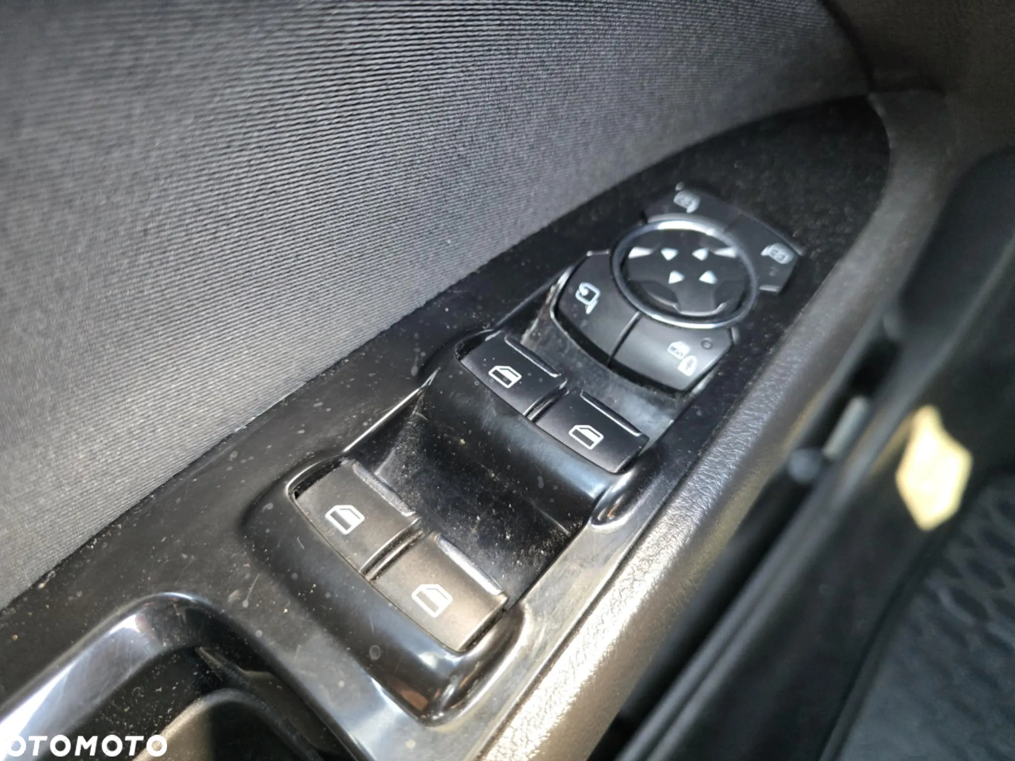 Ford Mondeo 2.0 TDCi Start-Stopp Titanium - 37