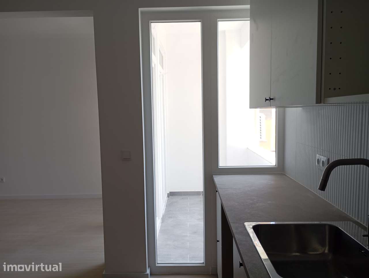 Apartamento T3 com varanda no Barreiro - Grande imagem: 3/40