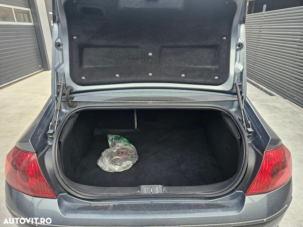 Peugeot 407 HDi 110 Business Line - 9