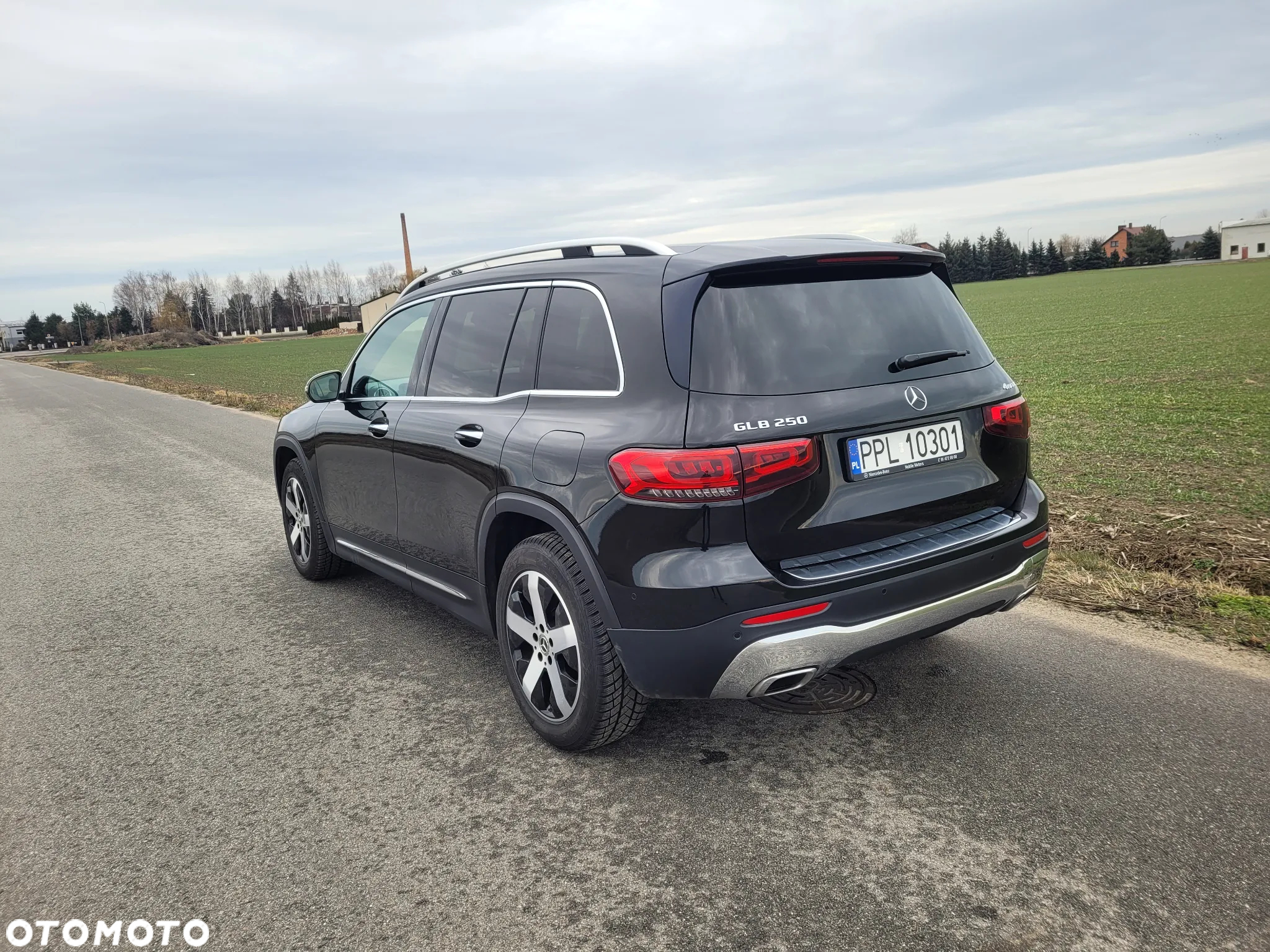 Mercedes-Benz GLB 250 4-Matic 8G-DCT