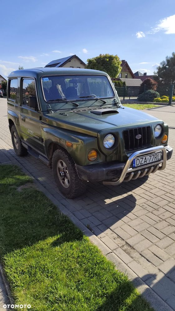 Kia Retona - 3