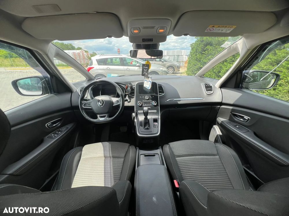 Renault Scenic - 7