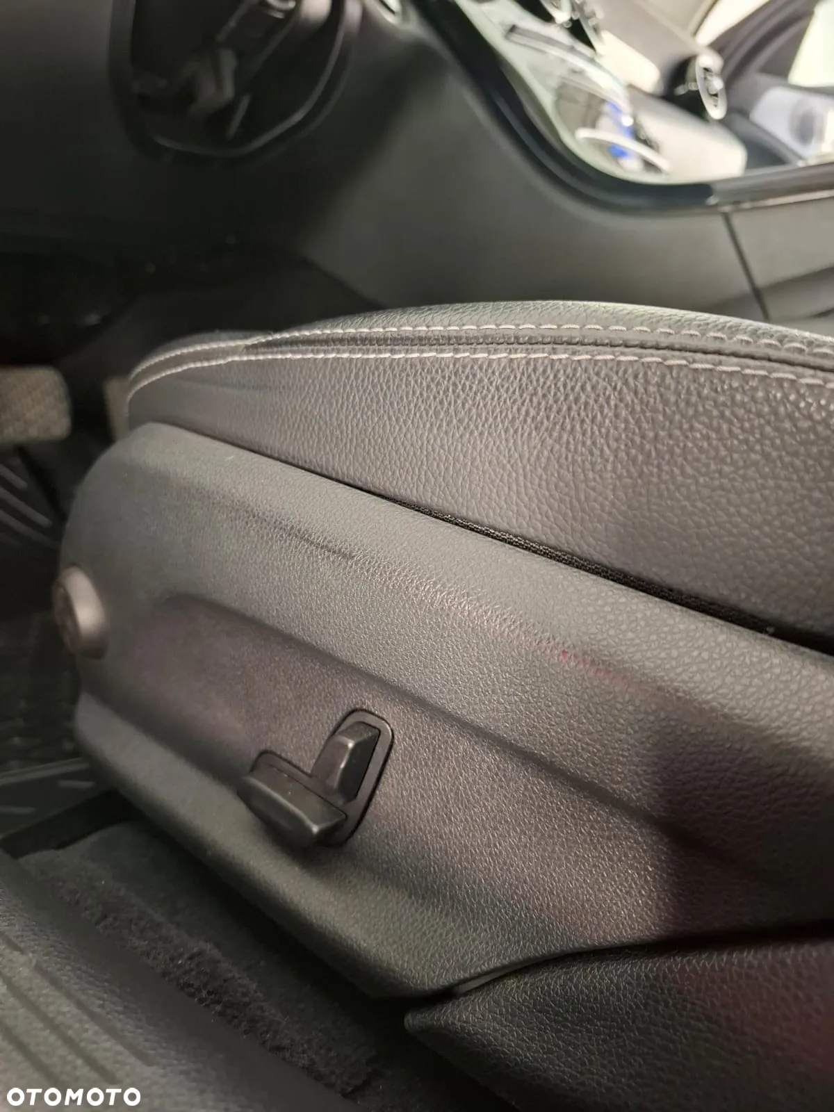 Mercedes-Benz Klasa C 250 7G-TRONIC - 11