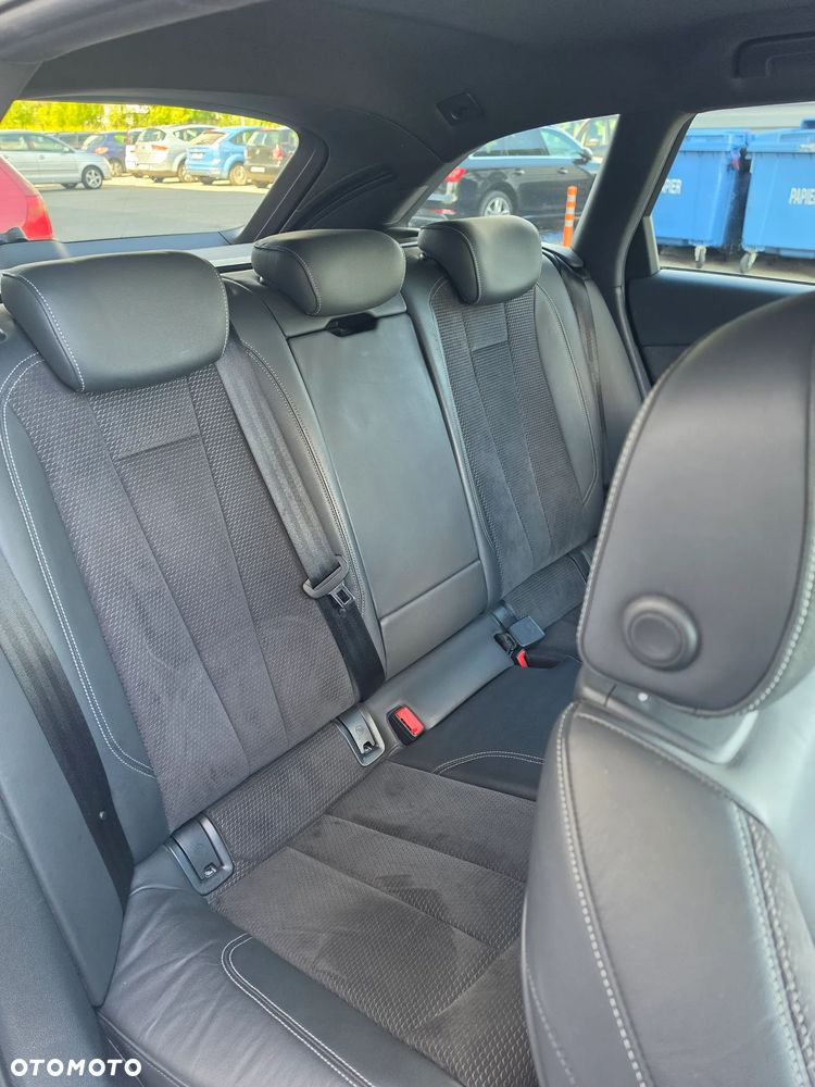 Audi A4 Avant 2.0 TDI S tronic quattro sport - 22