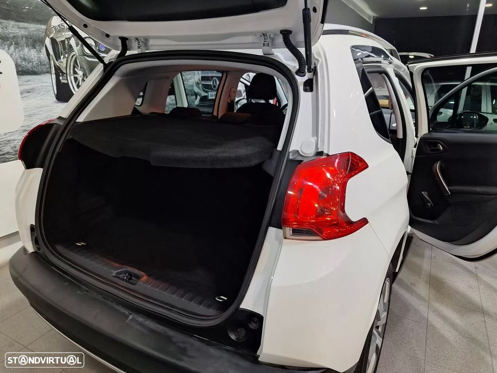 Peugeot 2008 82 VTI Allure - 19