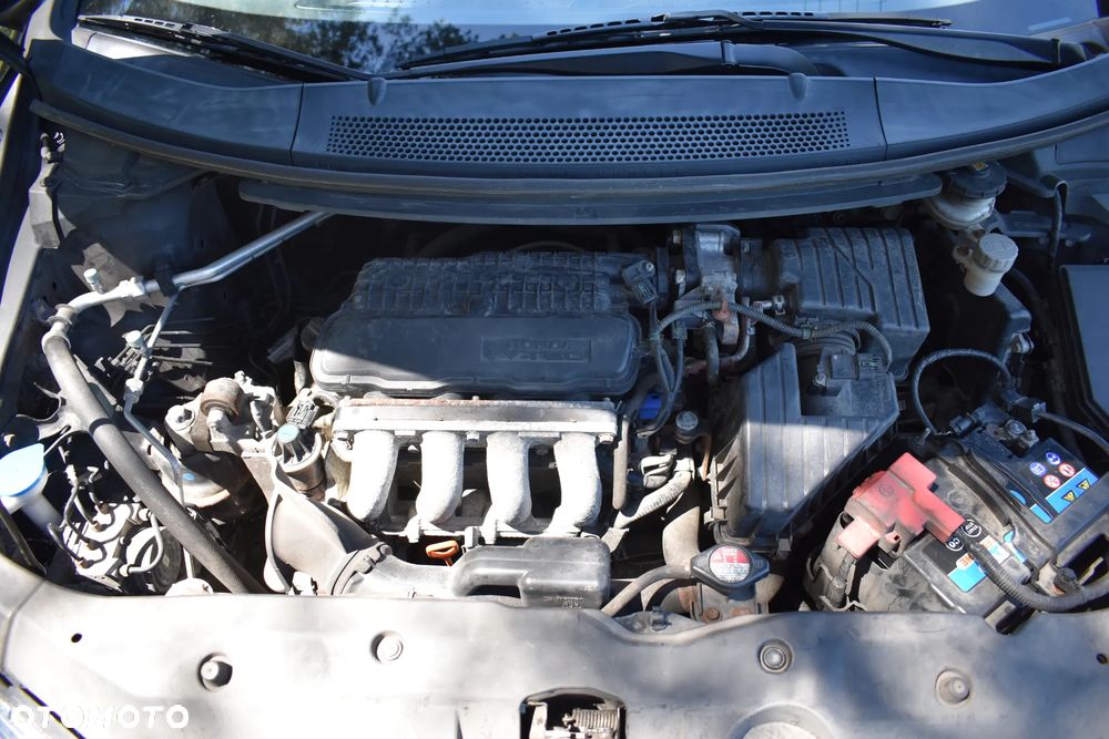 Honda Civic 1.4 Sport - 15
