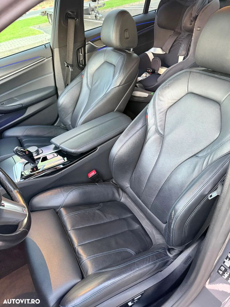 BMW Seria 5 530d xDrive AT MHEV - 17